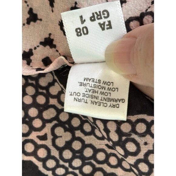 St. John Pink Black Floral Top Silk Blend Women’s Small Soft Girl Quiet Luxury - Picture 8 of 10